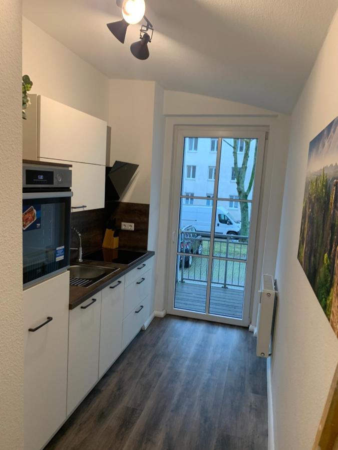 40 Qm Appartment Parkplatz, Balkon,Netflix, Prime Chemnitz Kültér fotó