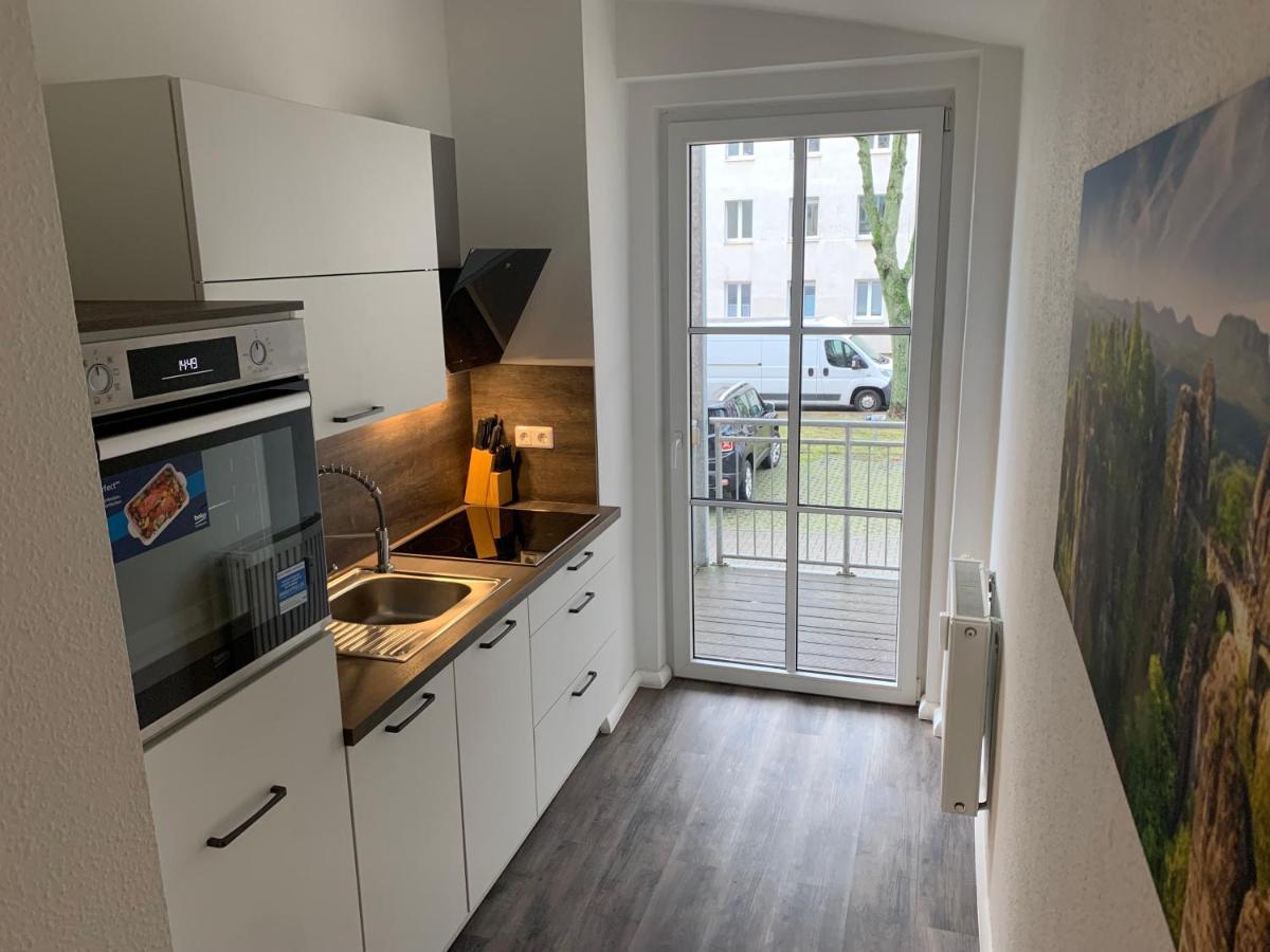 40 Qm Appartment Parkplatz, Balkon,Netflix, Prime Chemnitz Kültér fotó