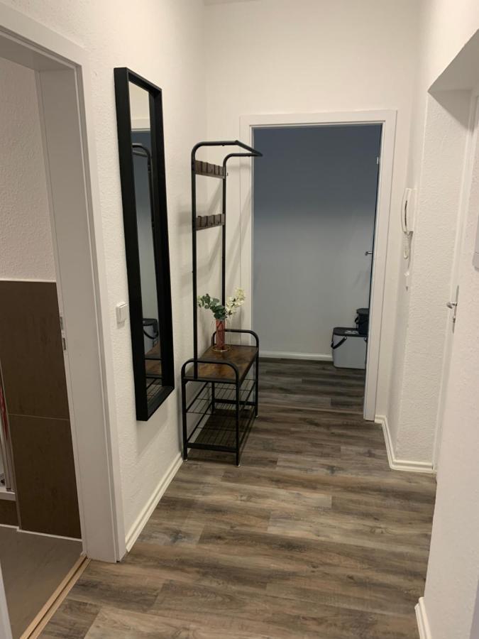 40 Qm Appartment Parkplatz, Balkon,Netflix, Prime Chemnitz Kültér fotó